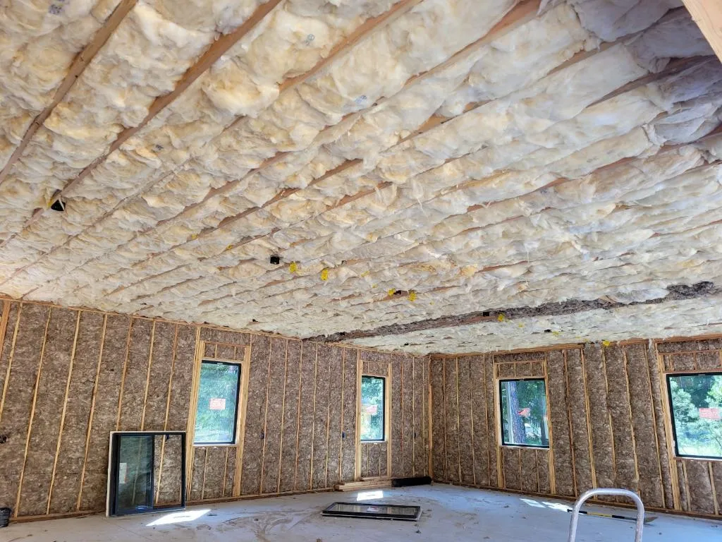 Spray-foam-Insulation-by-jts-insulation
